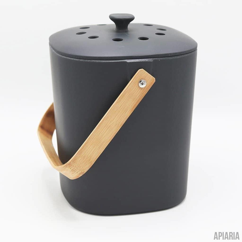 https://www.apiaria.com/cdn/shop/products/composter-2-colors-kitchen.jpg?v=1688066374