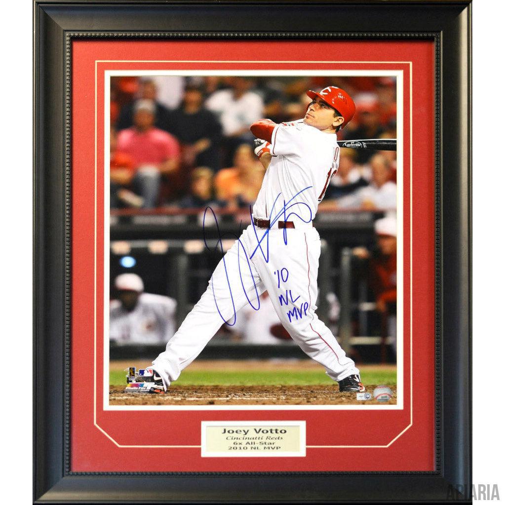 Joey Votto autographed photo - Apiaria